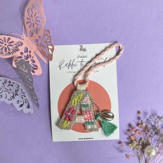 PERSONALISED LUMBA + BROOCH
